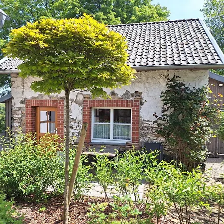 Altes Backhaus Holiday home Roetgen